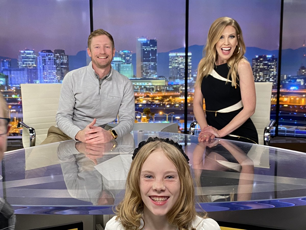 I always look forward to 12News Weather Kid day but this one was extra awesome as I got to feature a very sweet girl who’s very special to me 💗 Alaina did an amazing job! 👏 #azwx #beon12