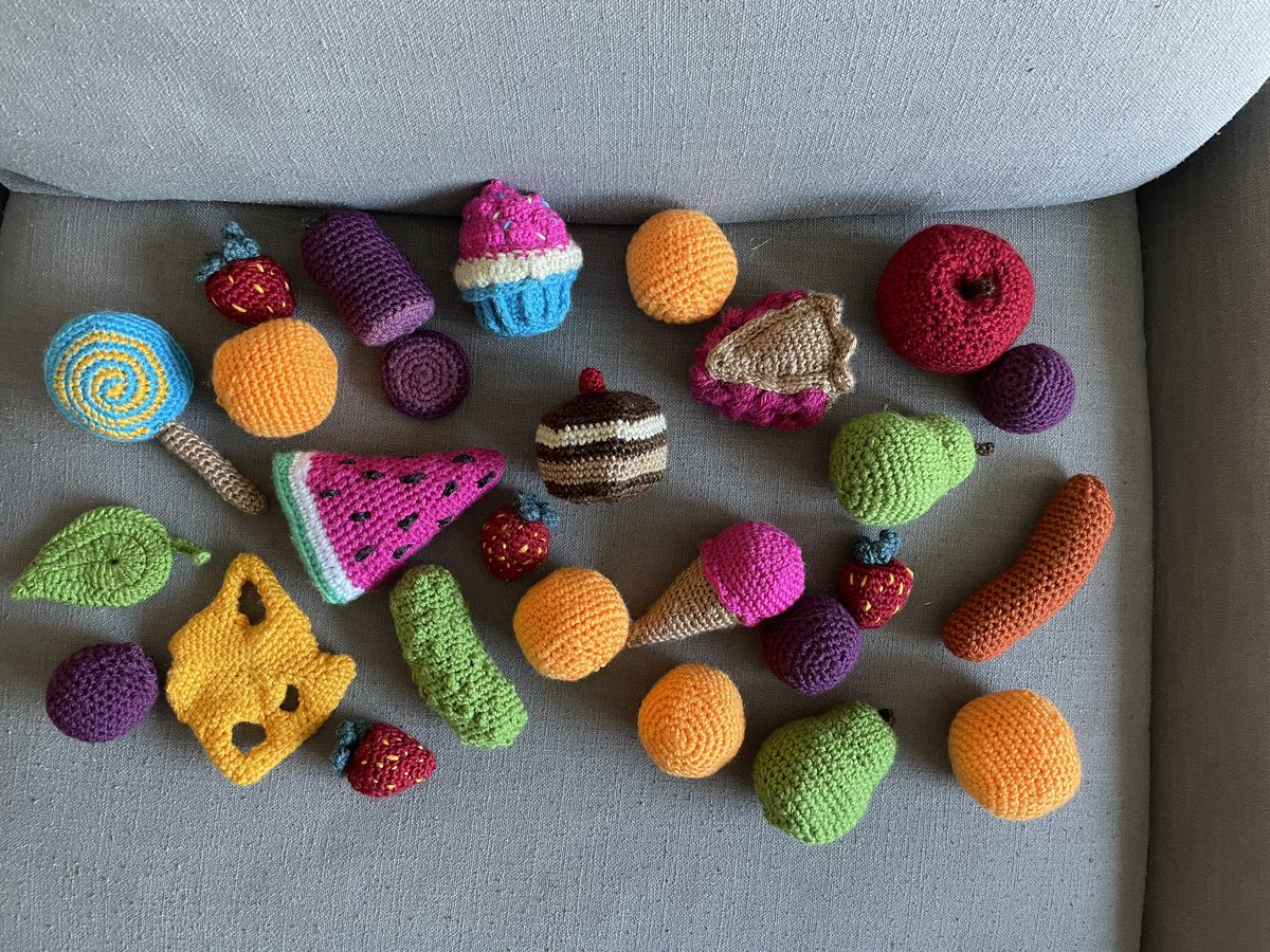 emily_murnane's tweet photo. Some more photos! If you’re into it please support the very talented pattern creator! She’s @ castleofcozy  on instagram! https://t.co/WffB6lQbPF