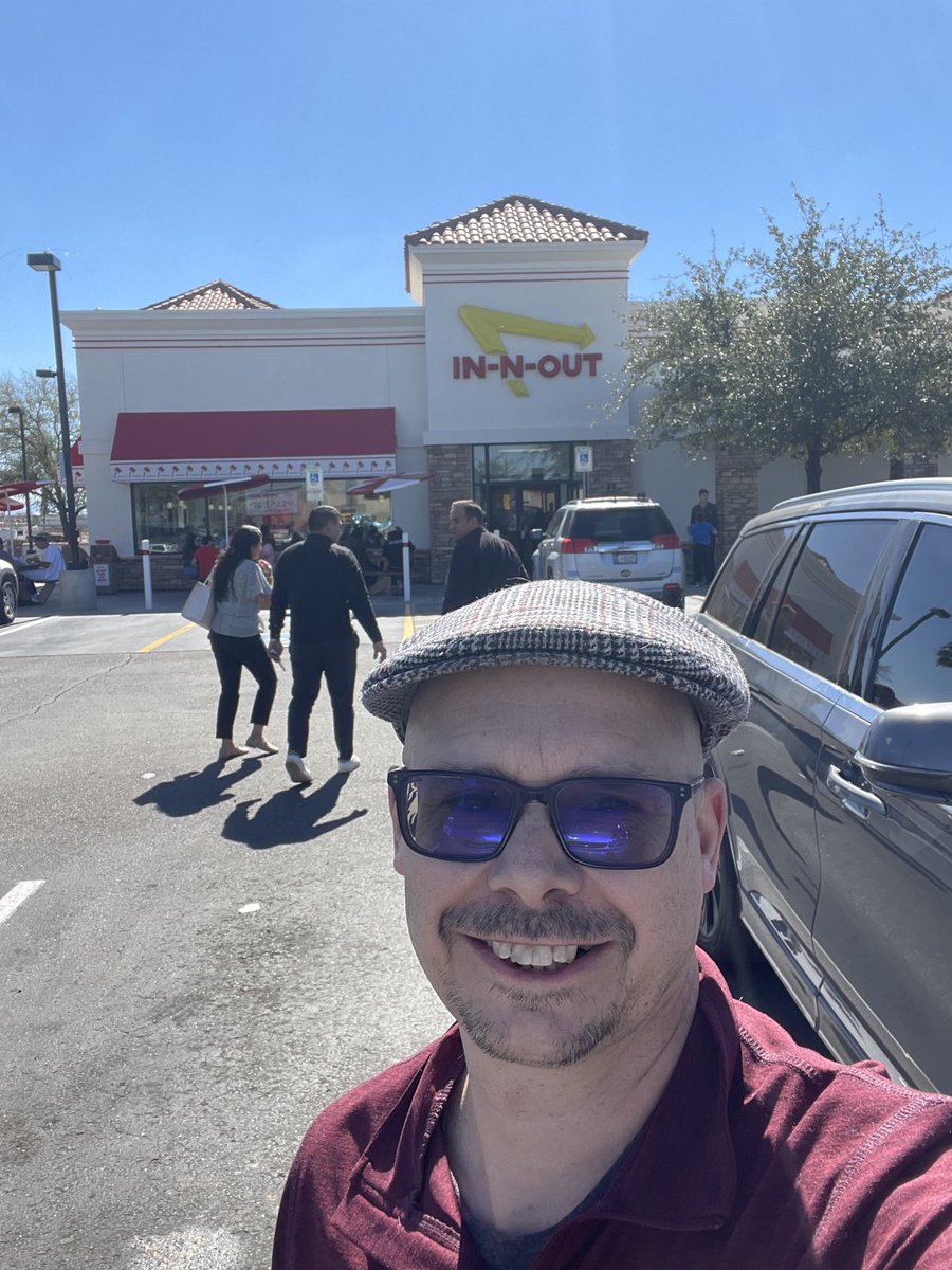 I came home today ⁦<a href="/innoutburger_/">ᶠᵃⁿ In-N-Out Burgers</a>⁩ #TucsonWelcome