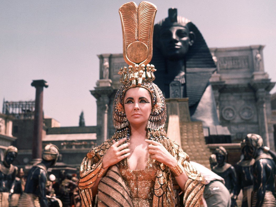 @RichCooperClips @YouTube @Rich_Cooper #Cleopatra was a queen. She was wealthy, intelligent, polyglot, powerful, ambitious. 

But even she could not prevail against Hypergamy.  She dated the most powerful man Julius #Caesar and had a child with him.  She then married the most powerful man in the Levant - #Anthony.