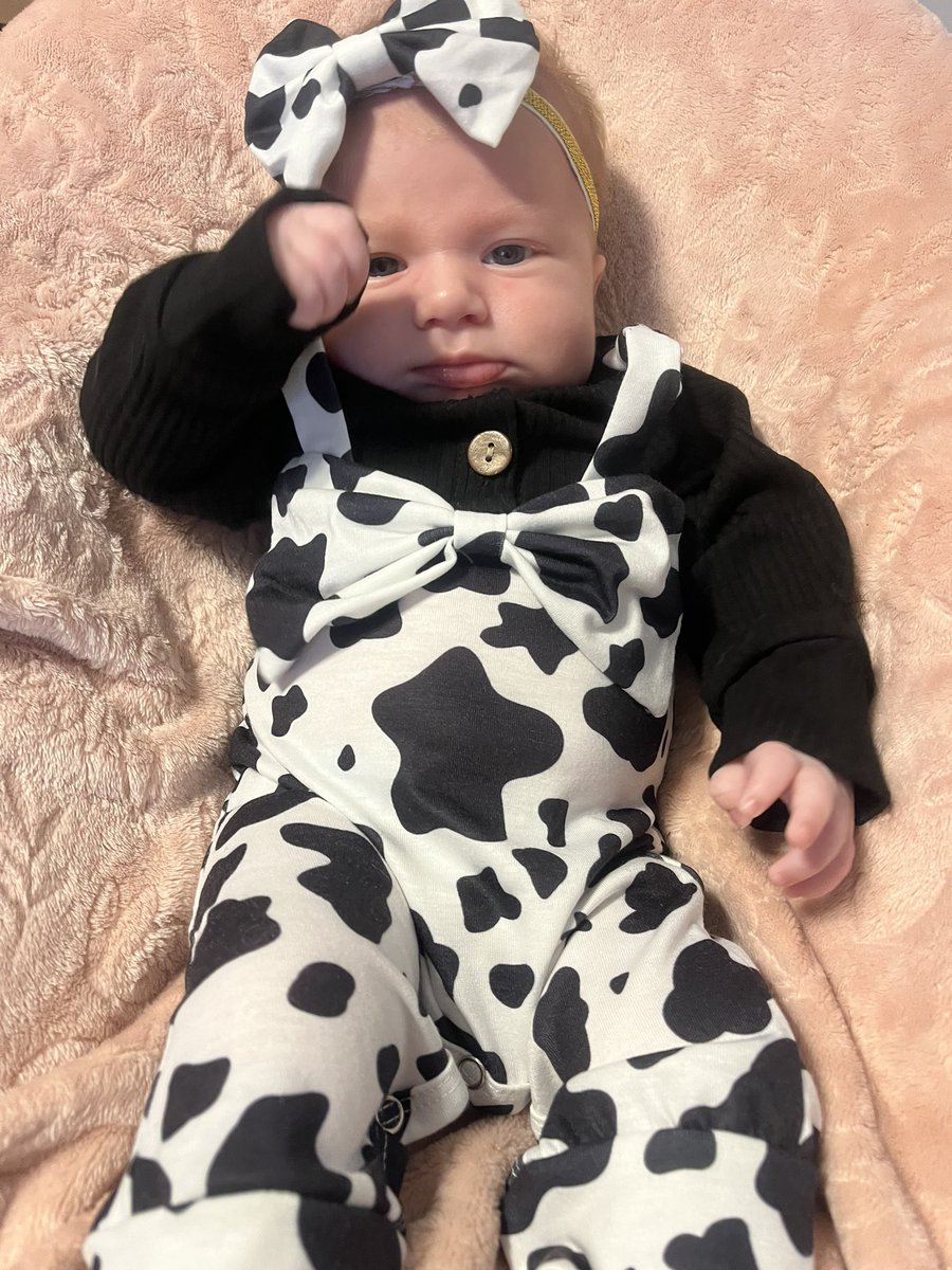 Kennashepp's tweet photo. How my daughter feels about her 4th outfit change of the day 👊🏽 https://t.co/UzEvzd66co