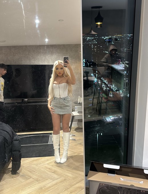 Manchester girls love clubbing https://t.co/Xw2j0QYNkF