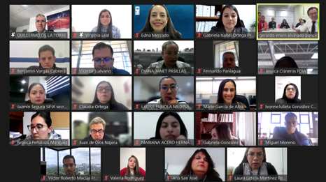 PNUD_Mexico's tweet photo. 👩🏾‍🎓🧑🏾‍🎓#Entérate | Más de 115 personas funcionarias de @GobAgs  y de los 11 municipios de la entidad fueron capacitadas en gestión por resultados para el desarrollo y #Agenda2030  durante 3 días de trabajo por el equipo @PNUD_Mexico integrado por  @VirginiaLealC @Maite_GAR @emercad0 https://t.co/1afMMgox3o