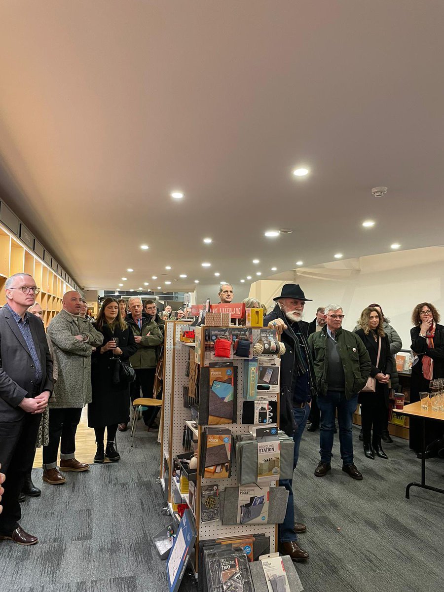 PatSheedy1's tweet image. Incredible. Thank you so much @Gill_Books @sarah_liddy @OMahonysBooks @IrishPrisons @ETBIreland @SpeireNua @BedfordRowProj and everyone who attended the launch of #AHundredtoOne tonight. It was an amazing experience. Totally humbled.