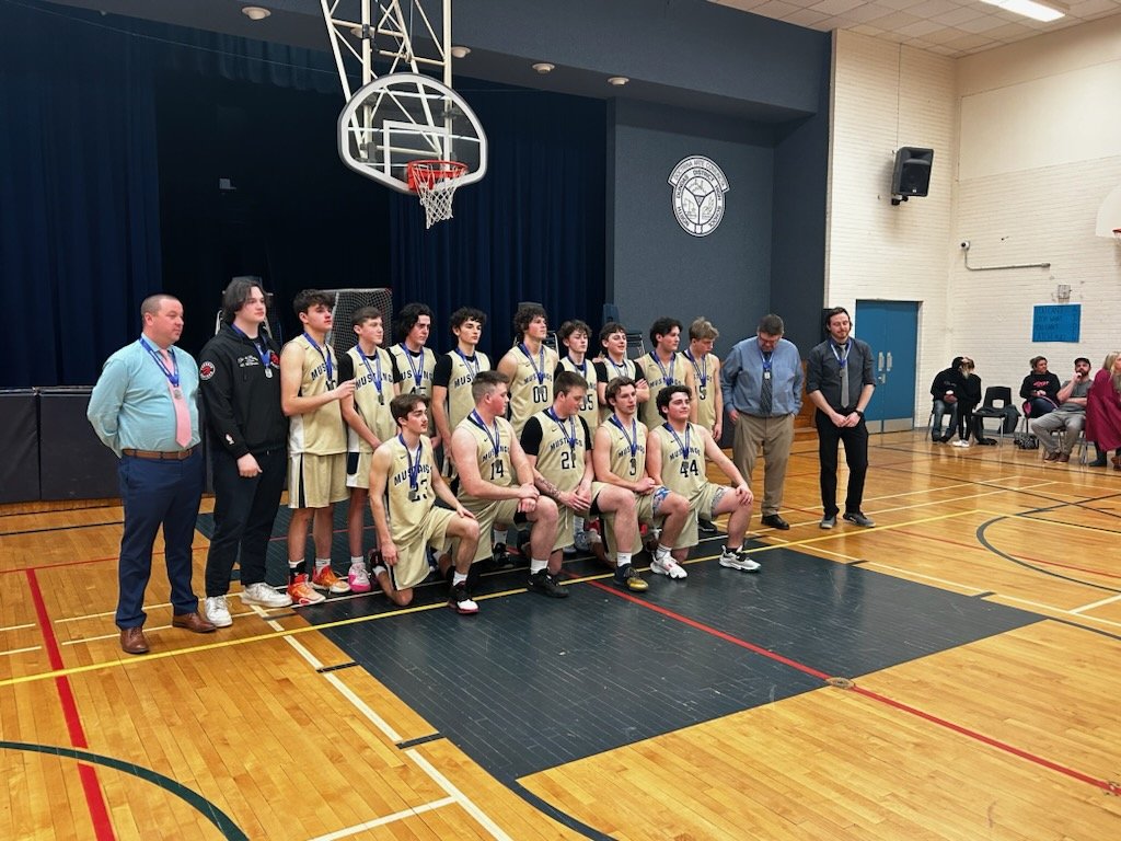 EOSSAA (@theeossaa) on Twitter photo . <a href="/AlmonteDHS/">Almonte&District HS</a> are Senior Boys A Basketball EOSSAA champions!
<a href="/stmichaelcdsbeo/">St Michael CHS Kemptville</a> are EOSSAA silver medalists.
Thanks to North Dundas for hosting! . <a href="/AlmonteDHS/">Almonte&District HS</a> are Senior Boys A Basketball EOSSAA champions!
<a href="/stmichaelcdsbeo/">St Michael CHS Kemptville</a> are EOSSAA silver medalists.
Thanks to North Dundas for hosting!