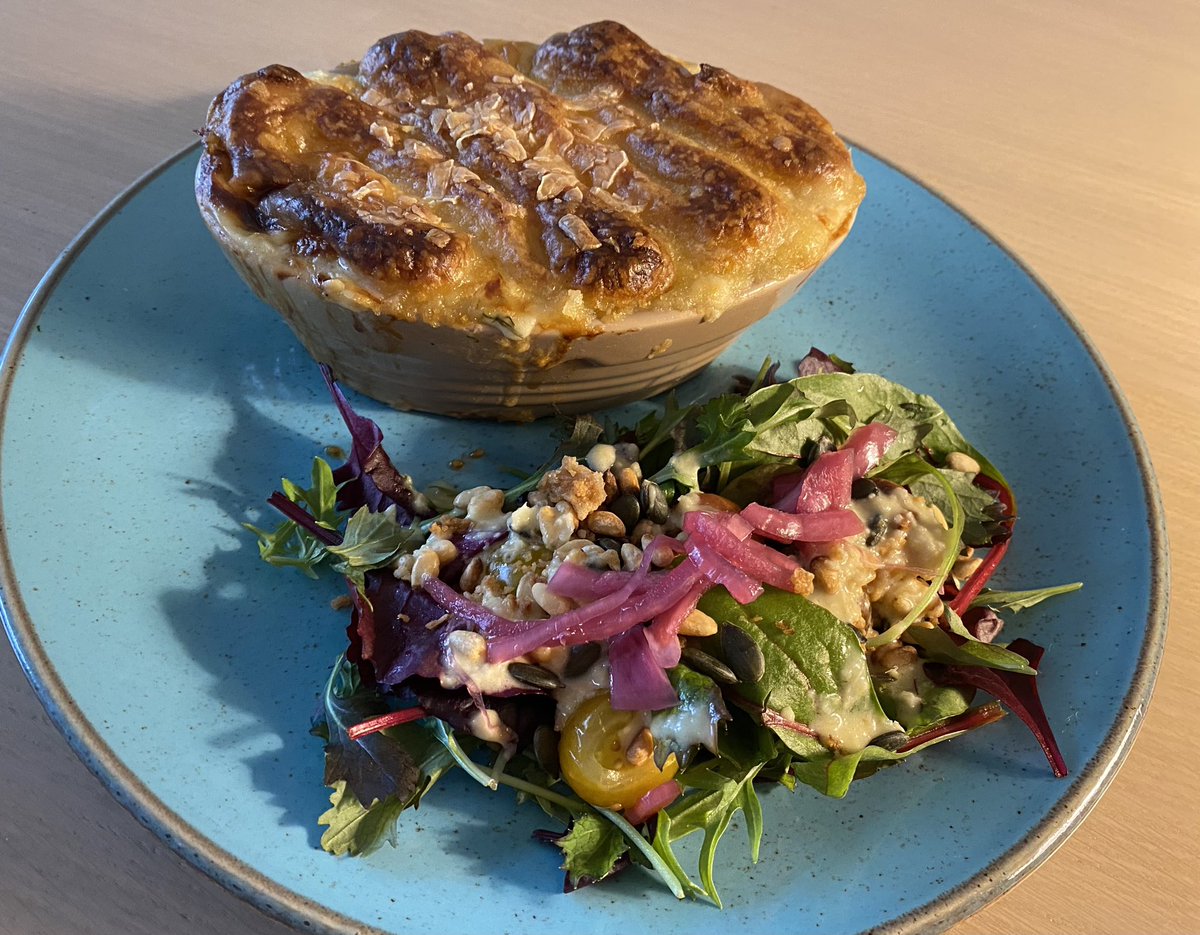 RhonaPPWH's tweet photo. This week at BargaCree Cafe @PPWHospice . A place that brings our communities together, provides a safe place for our patients and families and funds our care. Thanks to everyone for your ongoing support ❤️ https://t.co/2VpXpEC2Hw