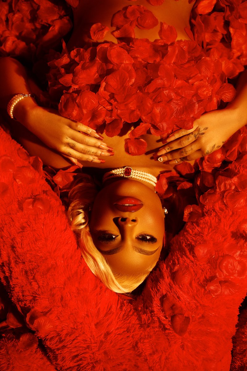 69viewss's tweet image. Film Vs Digital? 

#nycphotographer