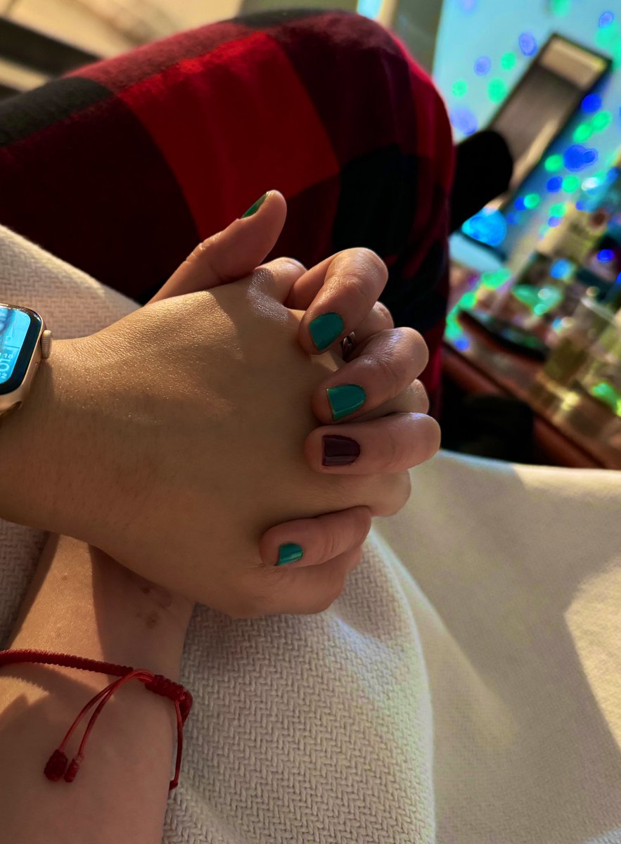 zyallen08's tweet photo. Holding your hands, creating memories. ❤️ https://t.co/e68GL7BCCN