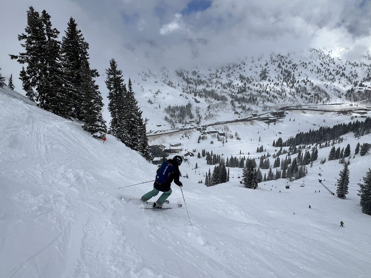 kapowder's tweet photo. @PCski @BrightonResort @SkiUtah @SolitudeMTN @UACwasatch @AltaSkiArea And we’re off to our final destination!
Goodbye @AltaSkiArea, thanks for the great meal.
@SkiUtah
#InterconnectTour https://t.co/2u2WXUNw7O