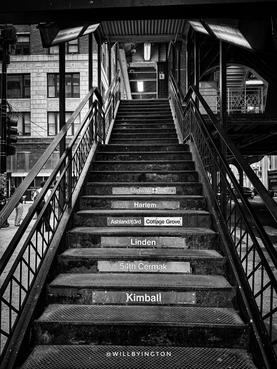 willbyington's tweet image. LOVING the warm weather in Chicago and strolling through the Loop yesterday with a stop at one of my favorite shops @CentralCameraCo inspired me to shoot in #blackandwhitephotography and #createART. Here’s a few quick snapshots!