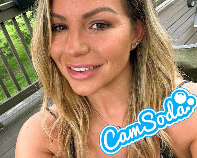 Your Thursday night involves watching me LIVE on Camsoda! Take your hard dick to https://t.co/8GTIKN6MjL<a href="/tag/miami"class="tags"><span>#miami</span></a>