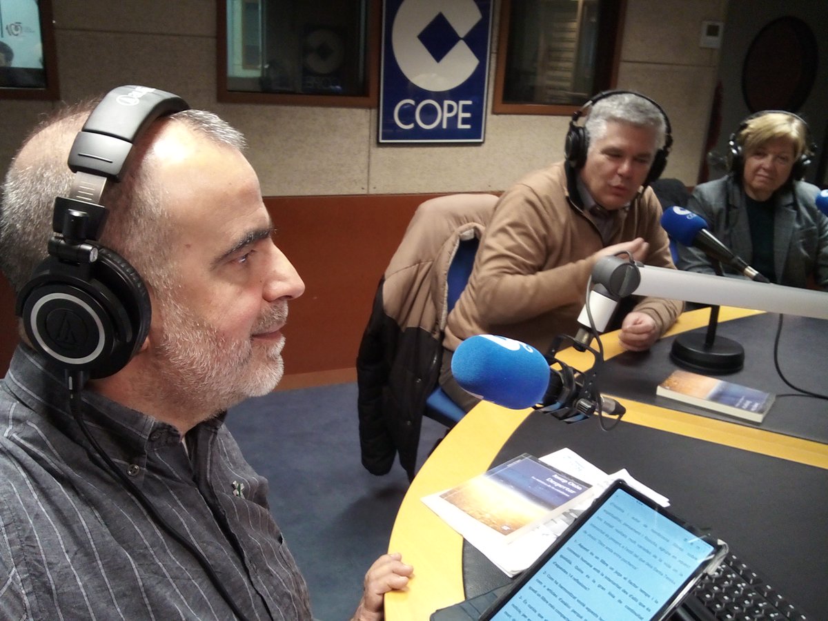 IgnasiMiranda's tweet photo. Us esperem aquest divendres #23Febrer 13.33h en #ElMirall 783 AM @COPE_Catalunya @ecclesiacope @COPE, amb Josep Otón #Despertar @Salterrae_GCL i Núria Basi, presidenta @Fundperetarres; també notícies i la cançó 'Este es mi hijo' @PadreLarreafans: https://t.co/xW1u693TIW https://t.co/rjKE2xsAc8