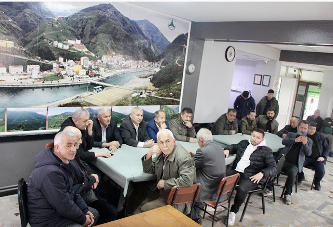 harsitfed's tweet photo. Doğankent (Harşit) Çevre Köyleri Derneği kongresine katılım sağlandık. Olağan olmayan kongrede bayrağı Uğur Şahin teslim aldı. Turan Kabadayı’ya hizmetlerinden dolayı teşekkür eder, yeni başkana başarılar dileriz. https://t.co/UwWmtEHS23