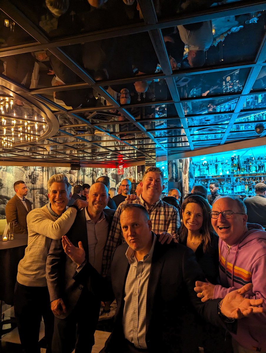 Happy birthday @Downtown 🎂 I wanted to be there 🥺 but am in Dallas/Texas  this week 🍖 !!!