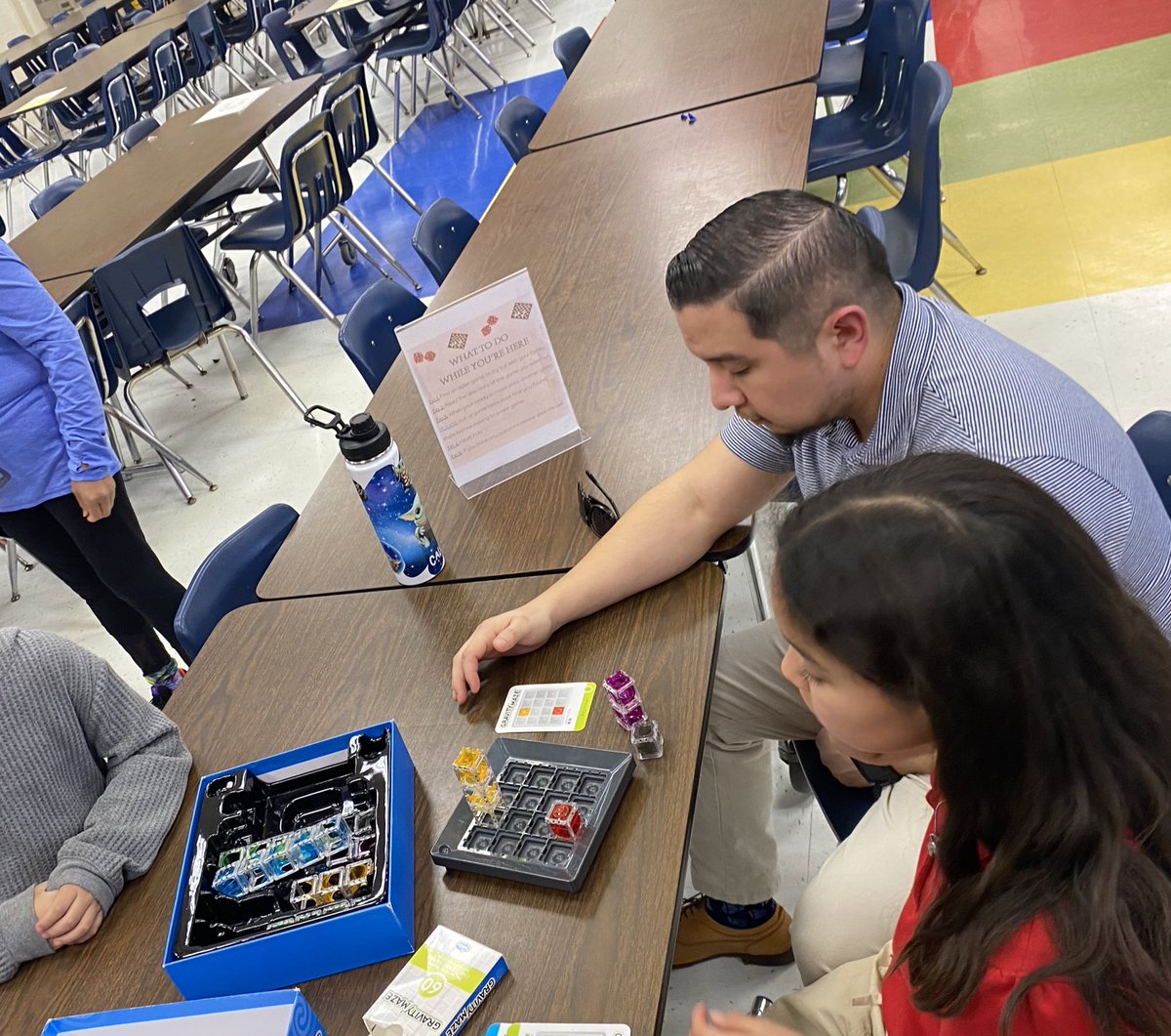 GabriellaMills's tweet photo. More GT Family Game Night fun @NISDGlenn !! @michelleRfine @JGELEMVP @NISDGTAA https://t.co/H3nHNDHluw