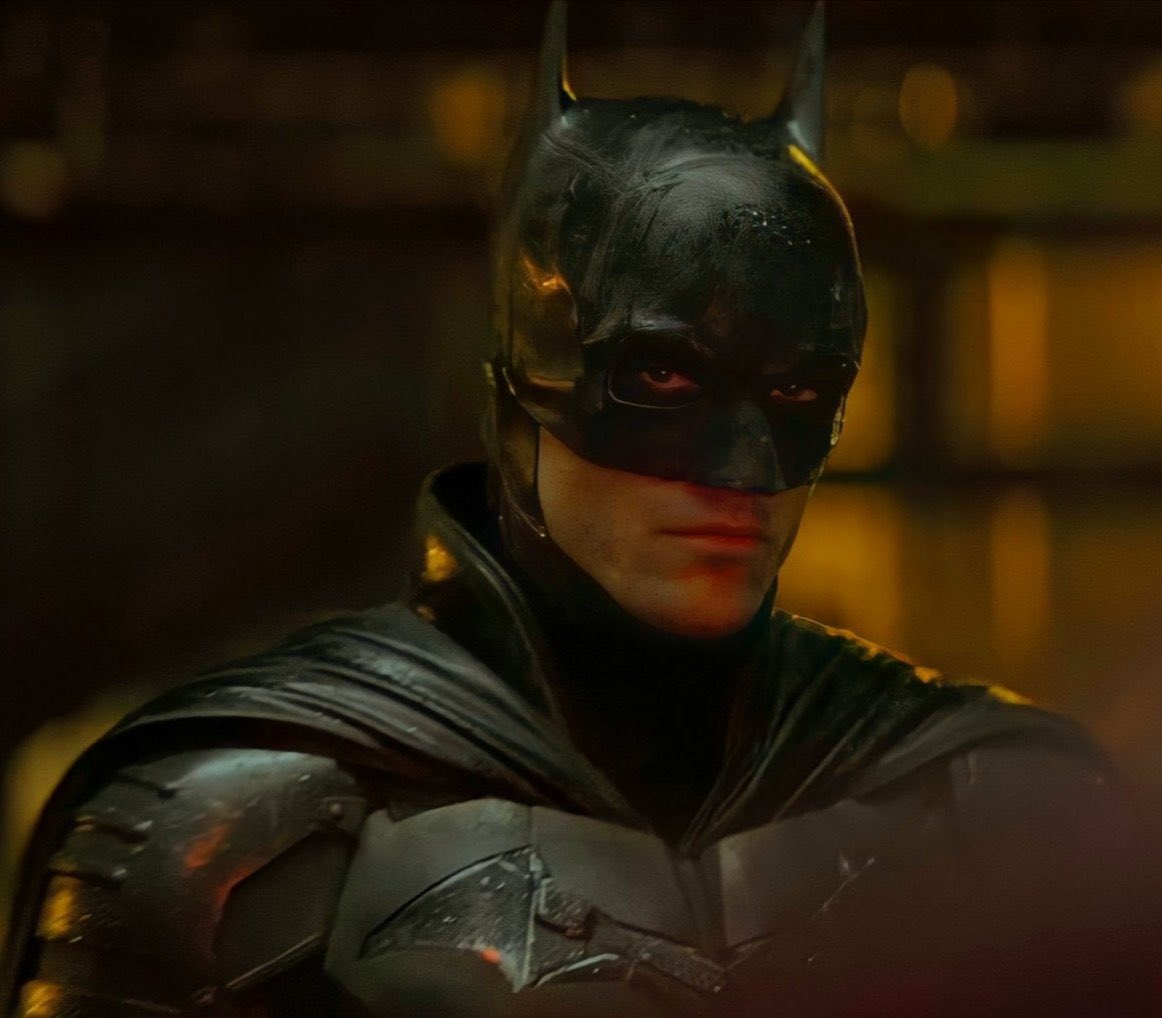 Robert Pattinson in 2025 

— Mickey 17 (Dir. Bong Joon-ho)
— The Batman Part 2 (Dir. Matt Reeves)