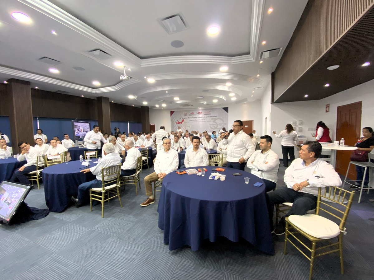 cmicnacional's tweet photo. Concluyó con éxito y entusiasta participación de nuestros afiliados en Veracruz, la 4a etapa del 30 Congreso Mexicano de la Industria de la Construcción. https://t.co/rAaPtX7H4O