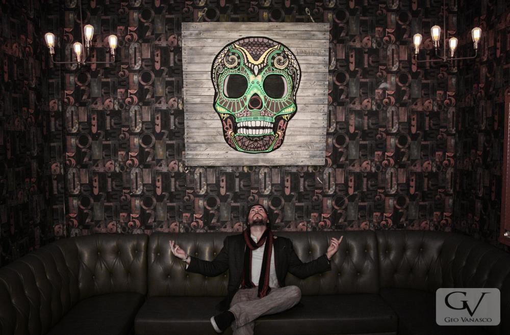 GeoVanasco's tweet photo. TBT to this transcendent night playing at @cantinarooftop &amp; the feeling of the energy in the room. Appreciate all the friends, fam &amp; fans that came all the way out to the w side (iykyk) to dance in the moment to uplifting electronic music 🙏🏼🎵💀🇲🇽

#tbt #yatusabes #dj #edm #dance https://t.co/ZZkYEc4UYb