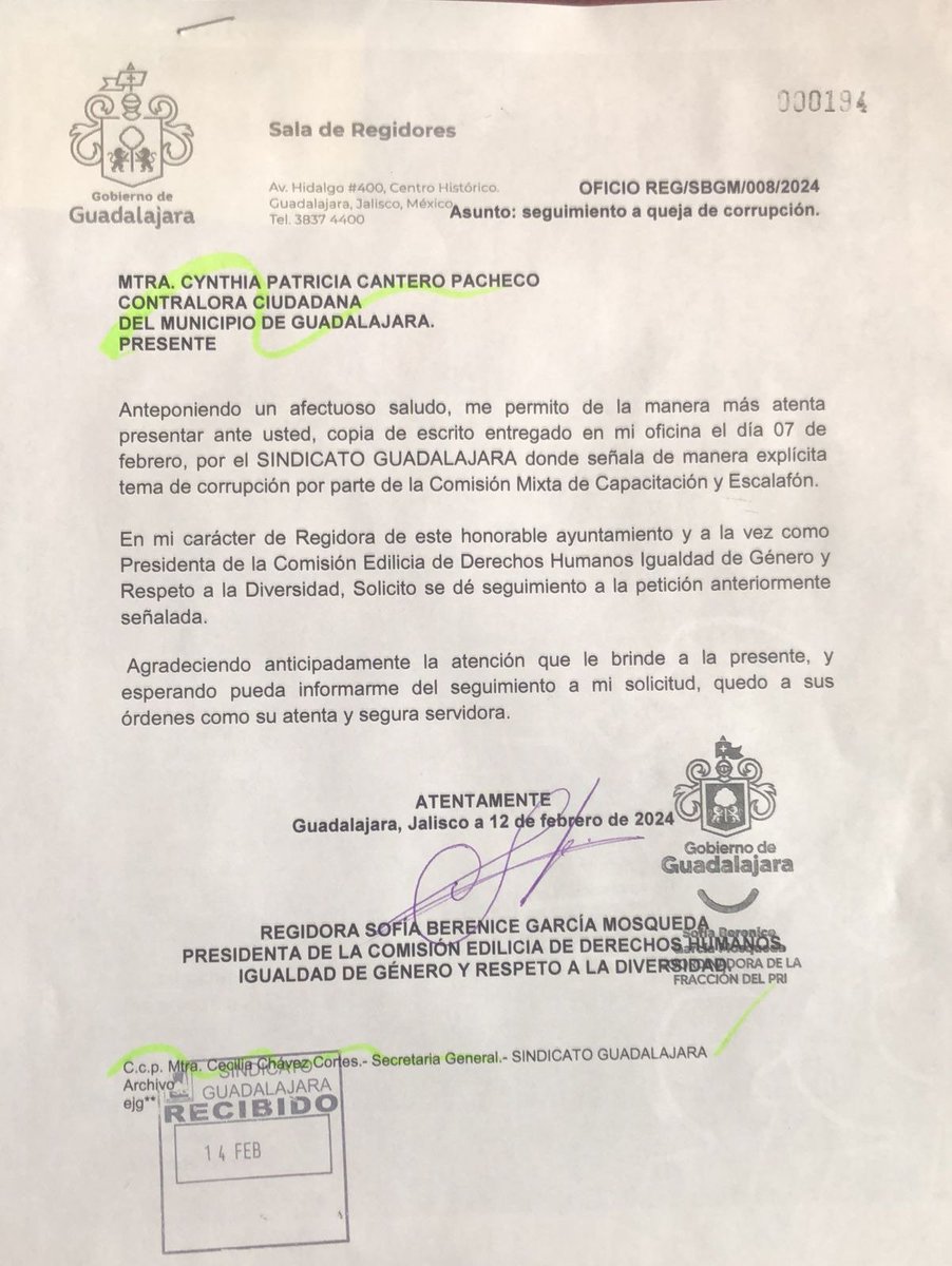 abrahamvanaya's tweet photo. SINDICATO GUADALAJARA
INFORMA A TODOS LOS SERVIDORES PUBLICOS DE GUADALAJARA
(@SiGDLAC)
Nuestras denuncias siguen en #PieDeLucha
Gracias Regidora, Sofía Berenice García Mosqueda (@SofiaGarciaGDL) por solicitar a la Contraloría Municipal investigar los señalamientos de corrupción y #nepotismo en el escalafón, daremos seguimiento y aportaremos la documentación necesaria, la base trabajadora del Ayuntamiento de Guadalajara (@GuadalajaraGob) se encuentra en crisis, a esto se suma el riesgo en el que se encuentran los datos personales de las y los servidores públicos y se les de un uso que los ponga a merced de un partido político por los formatos que presuntamente utiliza el sindicato mayoritario, para otorgar los servicios que por derecho le corresponden a los trabajadores y se los condicionan con actividades partidistas #nepotismo
Fuente: @N360Mexico
https://t.co/4yUQjYJ3K7
¡EXIGIMOS LA DESTITUCIÓN DE LOS INTEGRANTES DE LA COMISIÓN DE CAPACITACIÓN Y ESCALAFÓN, SE LES REALICEN AUDITORÍAS Y SEAN SANCIONADOS!
Juntos Rescataremos el Escalafón!!!
Cecy Chávez
Secretaria General
#piedelucha