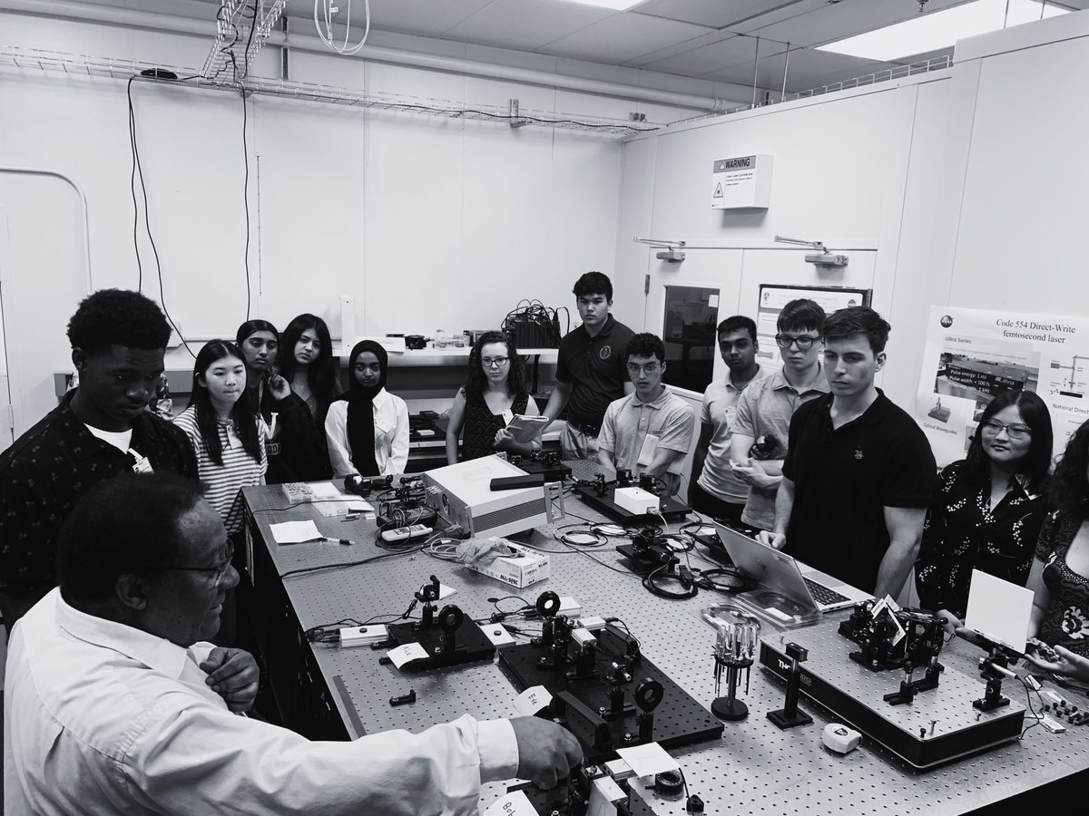 Connected DMV #QuantumWorldCongress (@connecteddmv) on Twitter photo 🚀 Thrilled to announce the 2024 Pathways to Quantum Summer Immersion Program for rising high school seniors, a partnership between our Potomac Quantum Innovation Center, <a href="/GMU_QSEC/">Mason QSEC</a>, & local schools: pqic.org/pathways #QuantumEducation #STEM 🚀 Thrilled to announce the 2024 Pathways to Quantum Summer Immersion Program for rising high school seniors, a partnership between our Potomac Quantum Innovation Center, <a href="/GMU_QSEC/">Mason QSEC</a>, & local schools: pqic.org/pathways #QuantumEducation #STEM