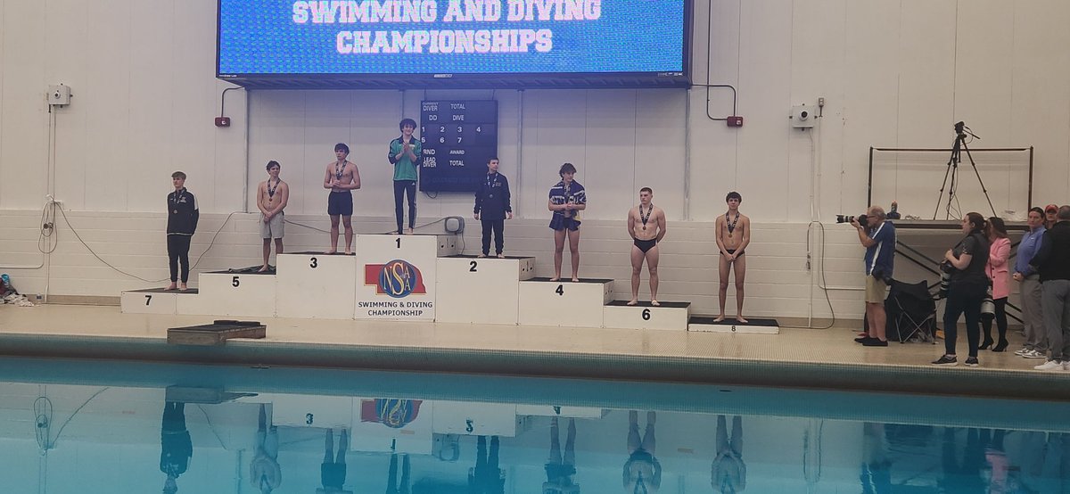 mnswimanddive's tweet photo. Congratulations to Zach Rueschhoff on his 8th place finish. He came out for the season never having dove before. He finishes on the podium!!!
@MNHSActivities @MillardNorthHS @MillardPS @AaronBearinger
#StangGang
#rollsstangs https://t.co/0DNytAm4cu