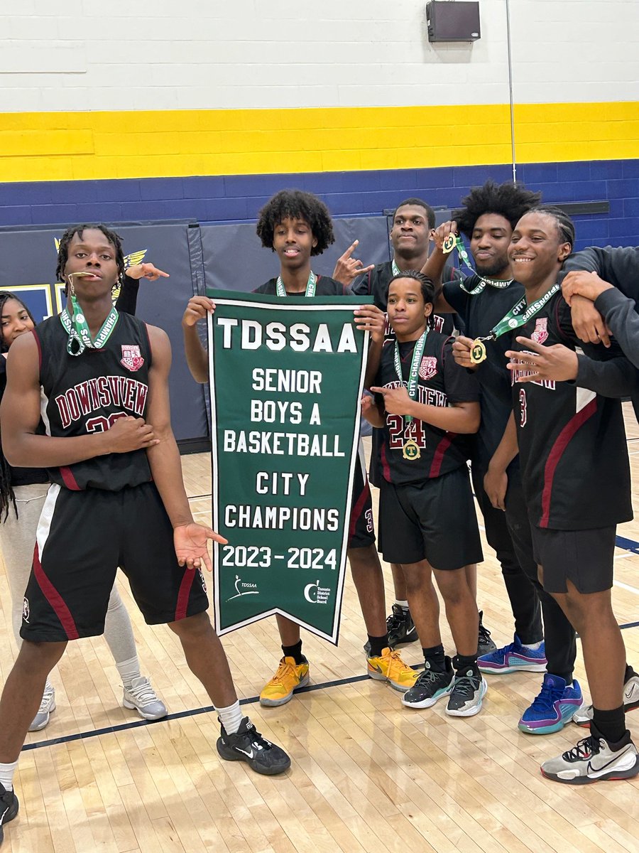 Congrats to the senior Basketball Boys team for winning the City Championship.. Go Mustangs.. They are off to @ofsaabasketball . We are so proud of you hard work.. shout out to the amazing coaches . @DomenicGiorgi @Jandu_Navjot @ChezDominique @LC2_TDSB @tdsb @TDSSAA_TDSB