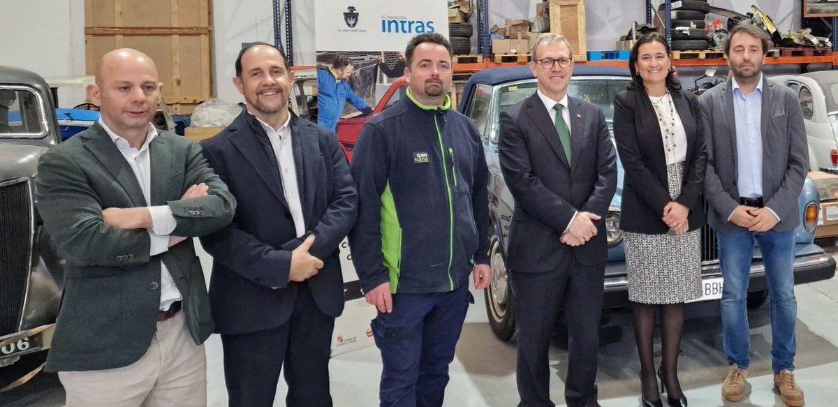 🟢 Reparación de vehículos clasicos. Un proyecto sin precedentes en España y con un gran futuro !!
🟢 Fundación Intras <a href="/fintras/">Fundación INTRAS</a> y Alarcos Cars están desarrollando un magnífico proyecto innovador para la inserción laboral.
🟢 El talento no tiene límites en la economía social.