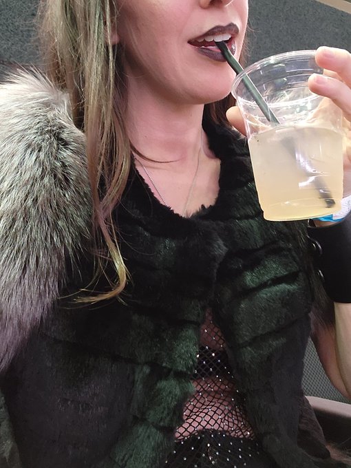 $33 for a drink and a water. You know what to do pets. 😉 https://t.co/Bp4LB6dLMy<a href="/tag/fur"class="tags"><span>#fur</span></a><a href="/tag/pantyhose"class="tags"><span>#pantyhose</span></a>