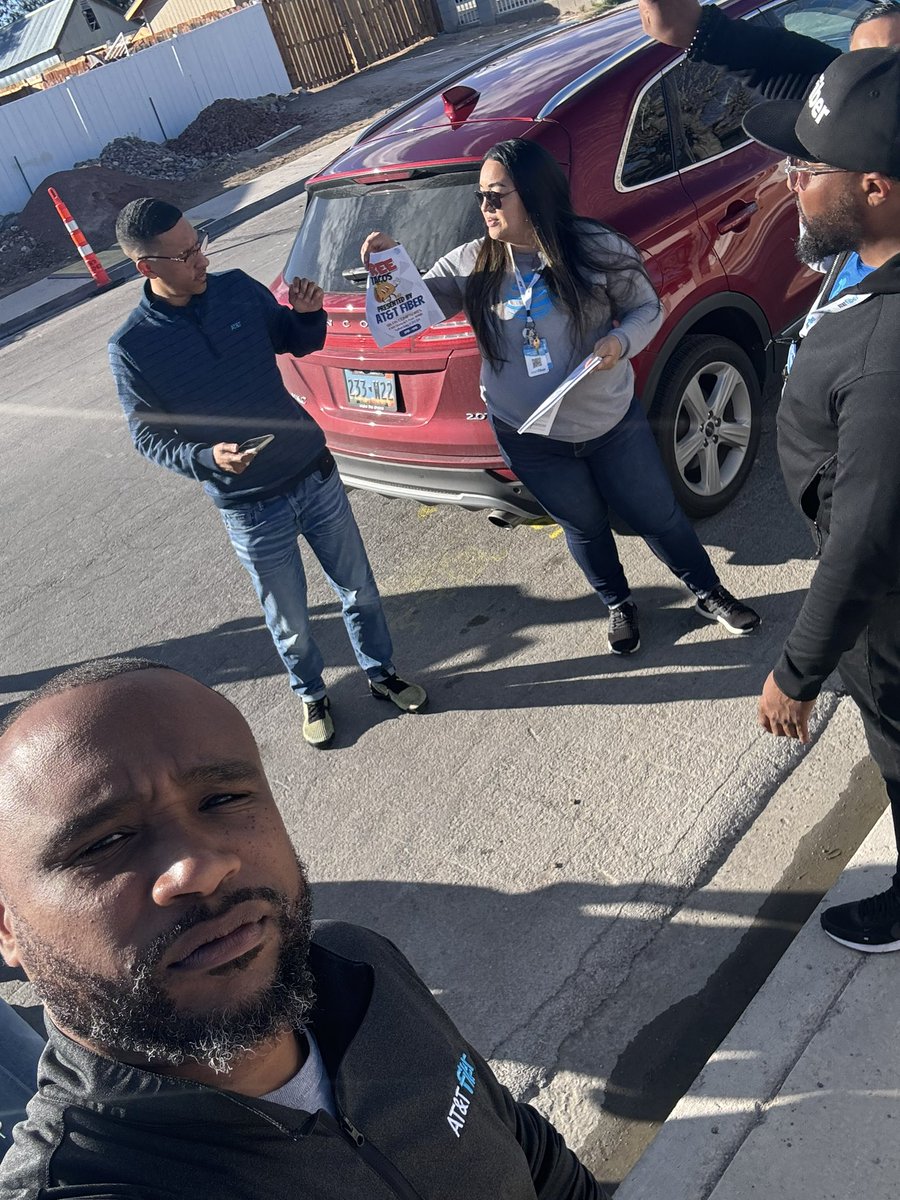 Gregory Jackson (@gregjacksonwin) on Twitter photo CLOSING DOWN FIBER IN THE COMMUNITY IN LAS VEGAS WORKING IN WINNING THE HOME WITH CONVERGED GROWTH 💪 <a href="/DesertSW_/">Desert Southwest</a> @gowestregion CLOSING DOWN FIBER IN THE COMMUNITY IN LAS VEGAS WORKING IN WINNING THE HOME WITH CONVERGED GROWTH 💪 <a href="/DesertSW_/">Desert Southwest</a> @gowestregion