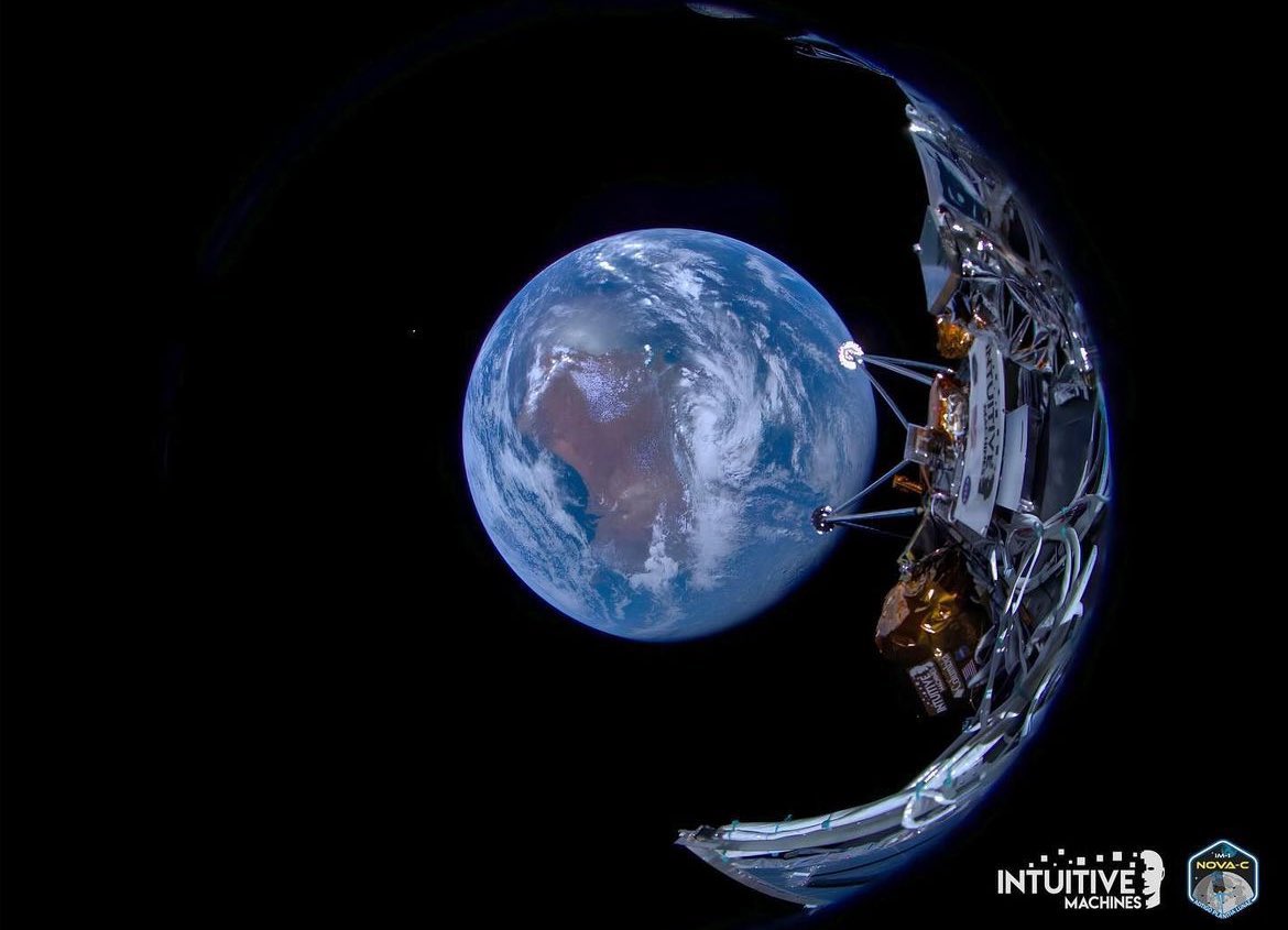 astro_jaz's tweet photo. if the images that we’ve gotten so far from the odysseus mission look like THIS, then imagine how clear and stunning the images on the surface of the moon will be https://t.co/HhQWZDBTwG