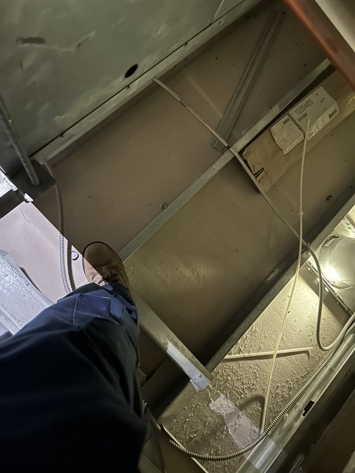 &lsquo;Nother day at the office https://t.co/vd38CxTLxF<a href="/tag/mvsales"class="tags"><span>#mvsales</span></a>