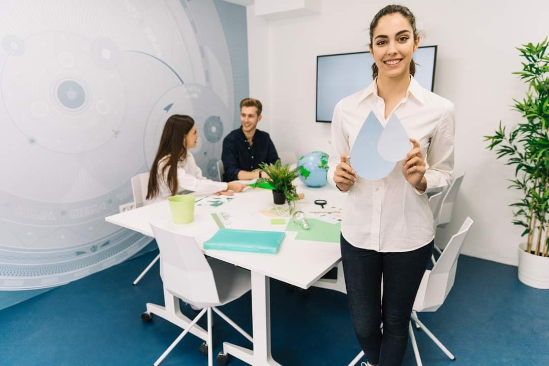 ¡Las mujeres también podemos aportar a la sostenibilidad a través de nuestro talento en  la ciencia y tecnología! 🔭👩🏻‍💻

Conoce cómo las mujeres podemos aportar a la ciencia y tecnología, a través de esta nota:  mujeres360.org/actualidad/la-…

#Mujeres360 #AmoLaTecnología