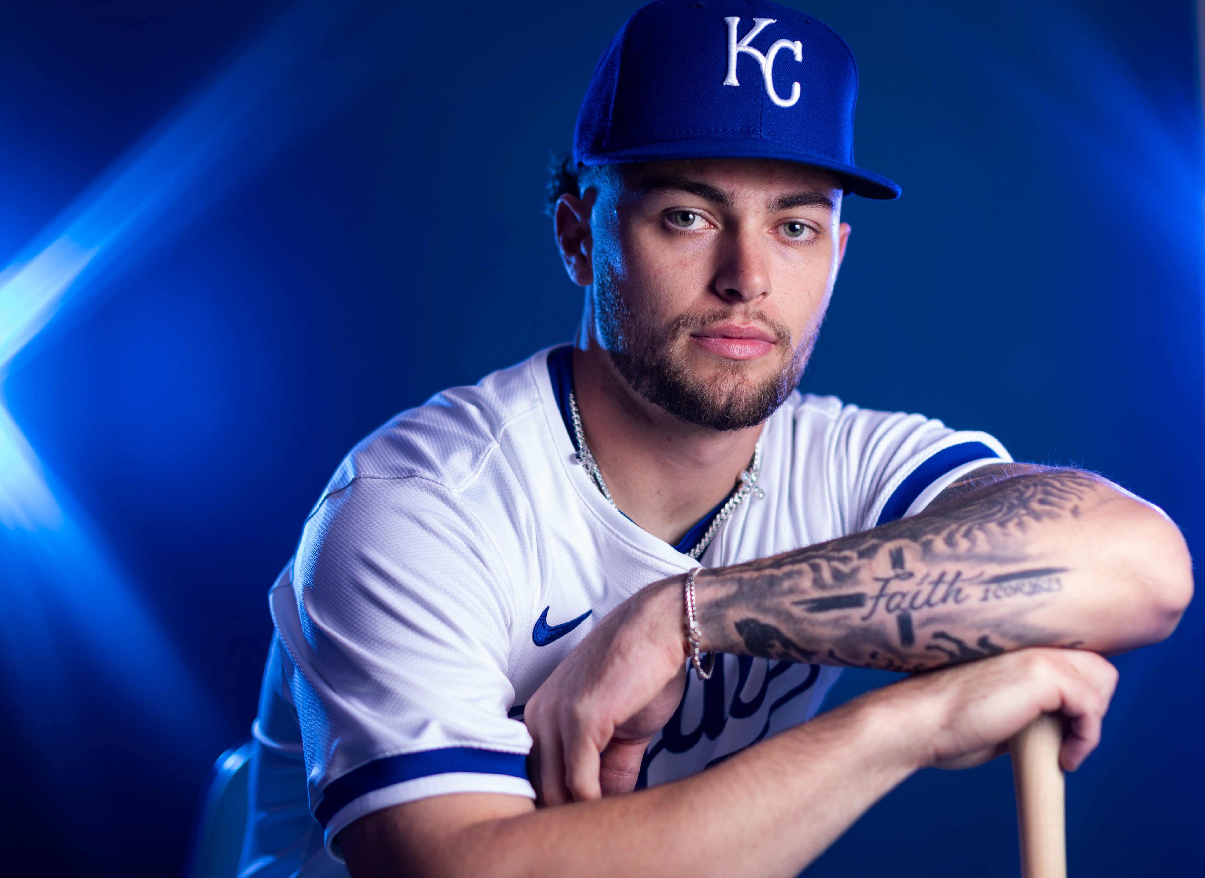 MLB Pipeline on X: "Carter Jensen has gone from #Royals autograph seeker to  autograph signee. More on how the club's No. 7 prospect is living out his  hometown dreams in big league