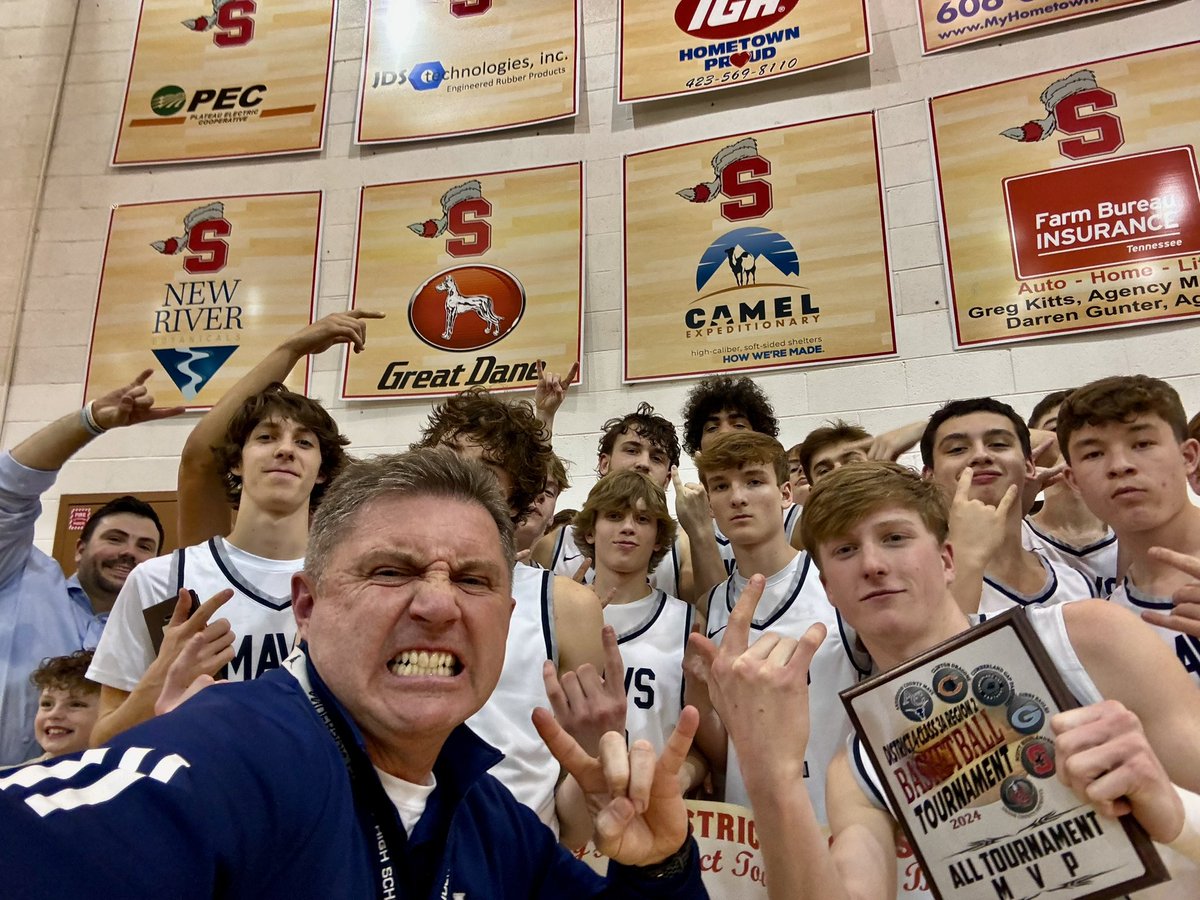 MaverickAD1's tweet photo. BIG District Championship W tonight for @ACMavsBBALL and Coach Jeffers tonight. #MAVERICKMA24DE https://t.co/snNPPzIjLP