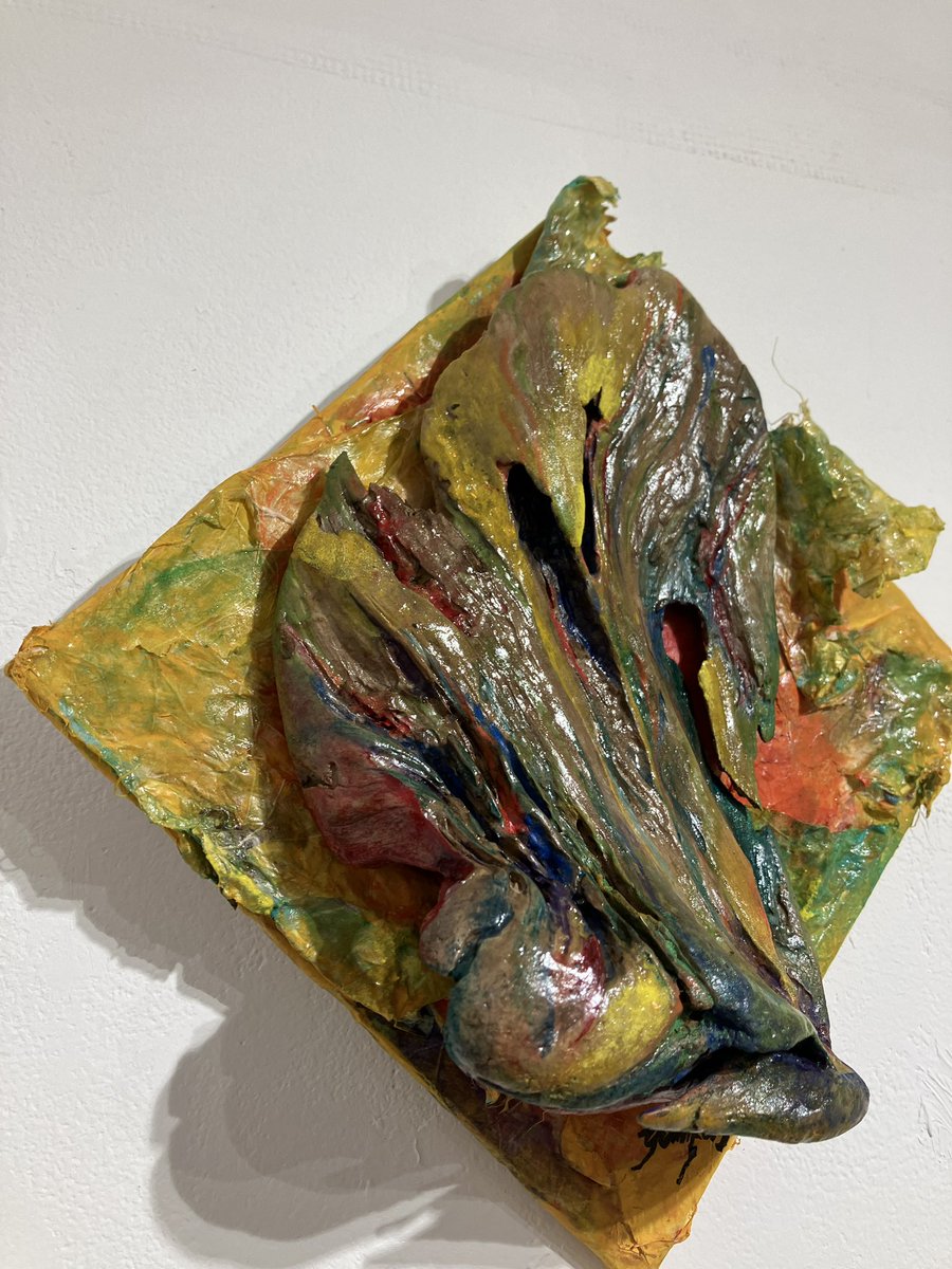 YumikoS10's tweet image. 今日と明日はアトリエ三月はお休みです。23〜25日の三日間よろしくお願いします。
　次の作品のための部分を作ってます。手順もかえてみたらまたちがうものができるかなと思って試行錯誤中！
#アトリエ三月
#swimmy