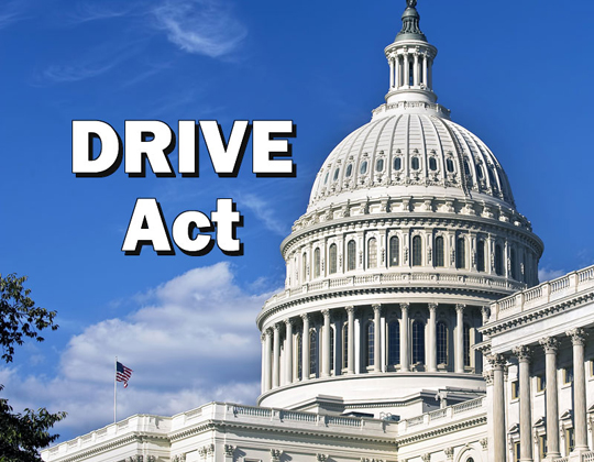Land_Line_Now's tweet photo. OOIDA urges the U.S. House to pass anti-speed limiter legislation. Land Line Now reports. #SpeedLimiters #podcast

https://t.co/epiJ81MIkT https://t.co/8cMctsP6f6