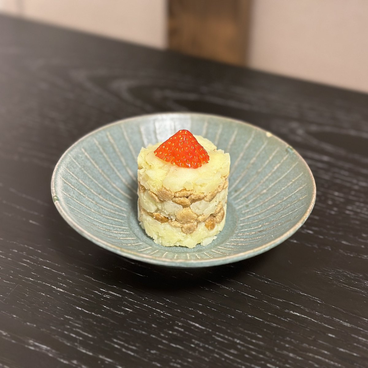 shionrina's tweet photo. わんこのケーキを作りました🍰 https://t.co/uoayahkLmN
