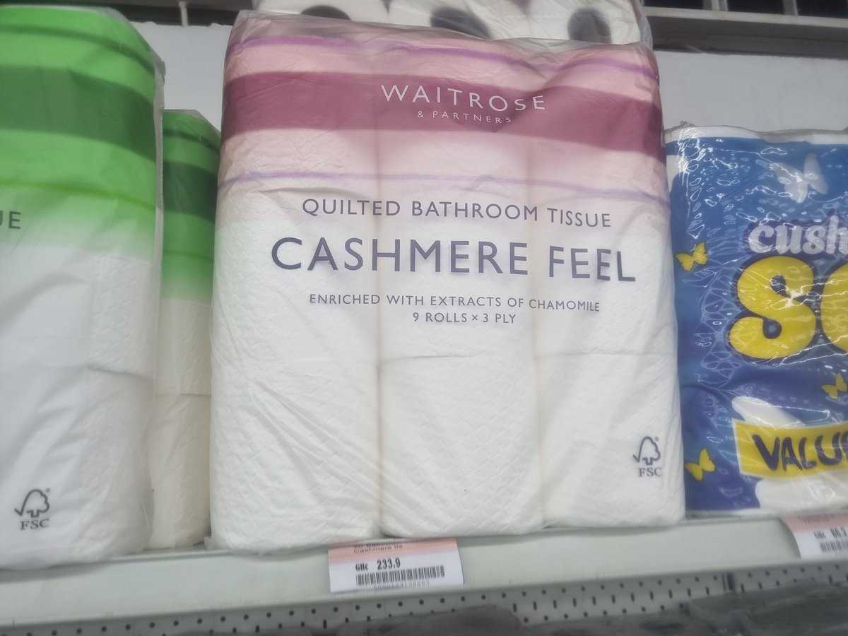 Spotted: Cashmere Bathroom Tissue turning heads at the CIBC Run for the  Cure in Toronto! This look was crafted entirely out of Cashmere bathroom  tissue all in support of the breast cancer, image size:1200x900