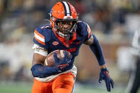 _marcusupton5's tweet photo. Blessed to receive an offer from Syracuse
University 🍊@CoachB_Wright79 @JT_54 @FranBrownCuse @CoachDT_Cuse @Coach_E_Rob @CoachJ_Schaefer https://t.co/OFYFeosXNI