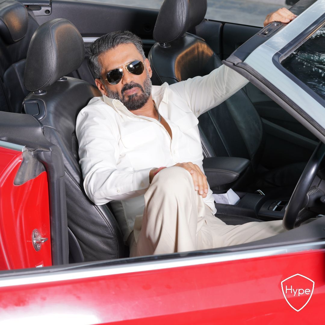EthosofHype's tweet photo. That look !

@sunielshetty

#unsplash #dubaiworldcup #luxury #cars #privatejets https://t.co/uO8BFh6E8N