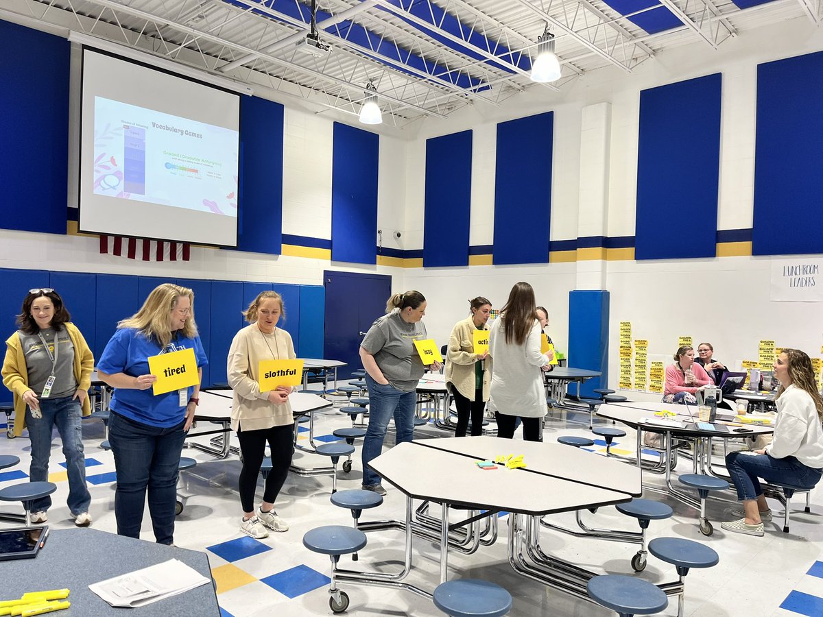 We had a great morning of PD at HIE learning all about vocabulary instruction!!!