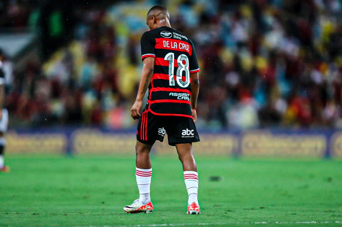 De La Cruz é um absurdo. Joga muito. Vale cada centavo investido pelo Flamengo. 🌠
