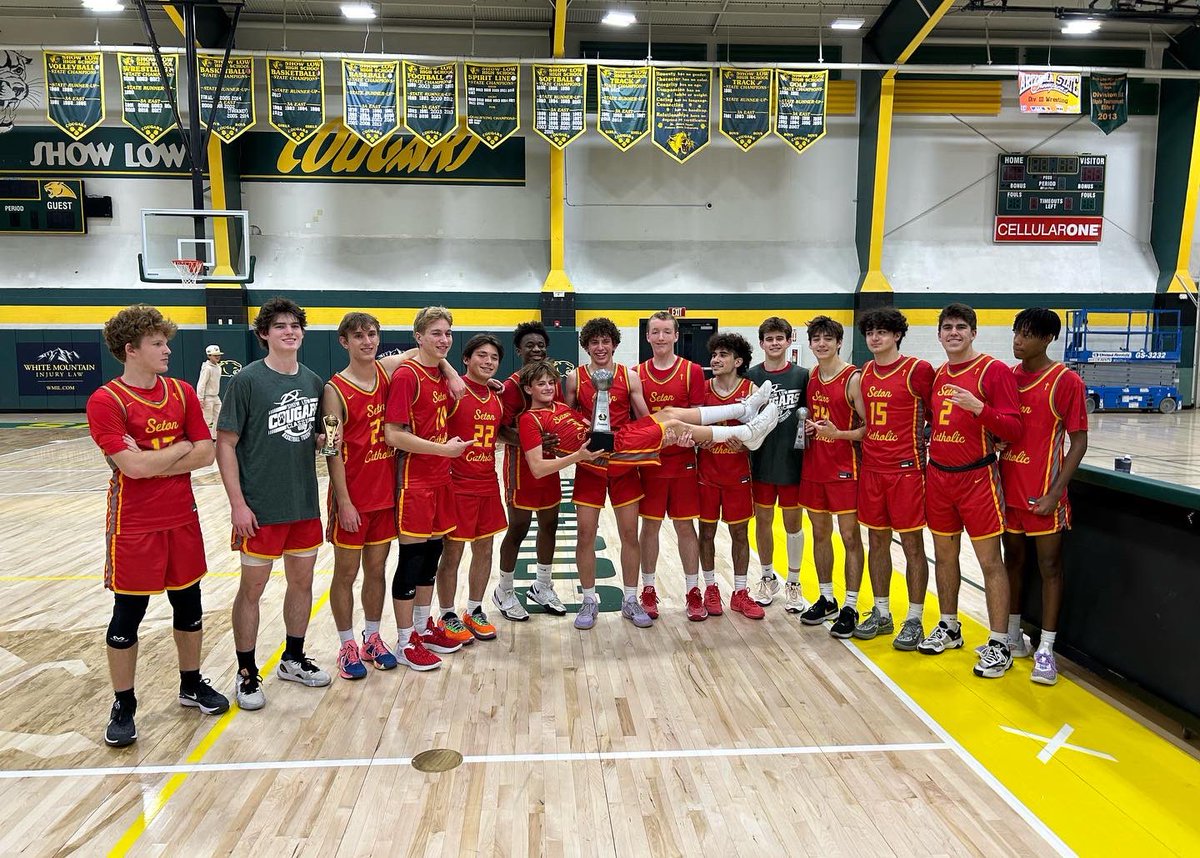 SCPBasketball's tweet photo. ‘23-24 Season:
19-10 Record
(2) Holiday Tournament Championships 🏆
(7) Wins in a row
(18th) 4A Rankings
(8) Seniors
Such a special group of young men! This team has paved the way for future Sentinels.
#SentinelFamily #Off_two https://t.co/ASRMxAcgoQ