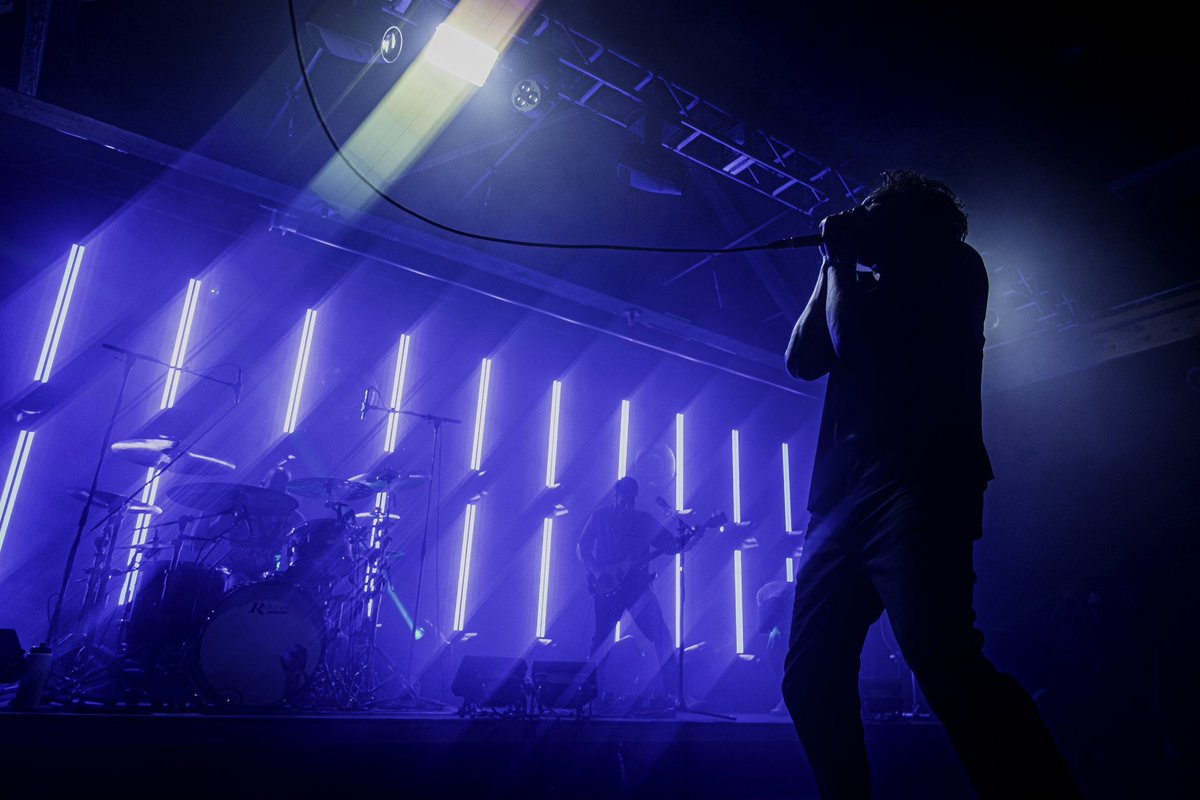 Silhouettes with <a href="/TDWPband/">The Devil Wears Prada</a> 👥