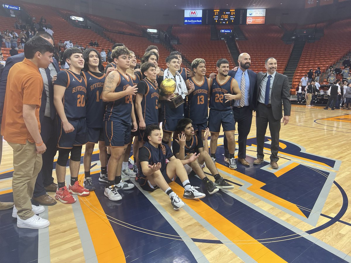 FINAL: @RangerBBall picks up the bi-district title with the 64-37 win over Austin