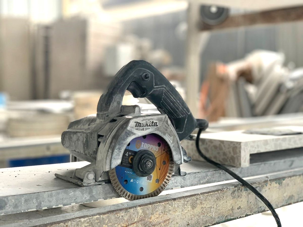 GNL_Toppro's tweet image. 【𝐎𝐧 𝐒𝐢𝐭𝐞 𝐒𝐞𝐫𝐢𝐞𝐬】【𝐂𝐮𝐭𝐭𝐢𝐧𝐠】 
Toppro 4" Continuous Turbo Rim G7 &amp;amp; Makita Marble Cutter  

#GNL #Toppro #Diamondtools #Cutting #Coring #Drilling #Grinding #Roadcutting #Concretecutting #Diamondblade #Cuttingdisc #Asphaltblade #MarbleCutter #Makita #Stone