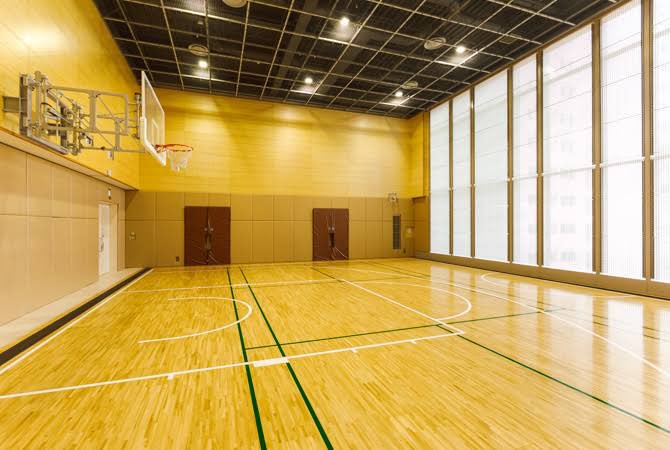 URAWA_LABO's tweet photo. 埼玉県のタワーマンションで初の屋内多目的施設in武蔵浦和。バスケと3on3フットサルができます🏀⚽️ https://t.co/9KRil5gEF5