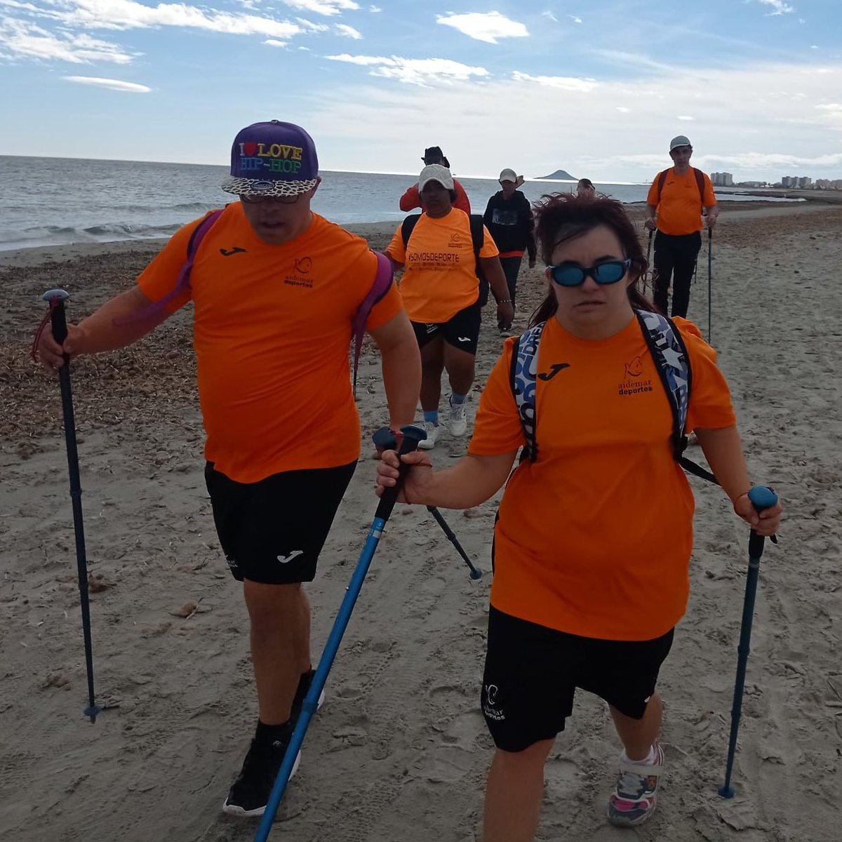 Aidemardeportes's tweet photo. 🚀 La pasada semana seguimos PREPARANDO EL CAMINO DE SANTIAGO.

🚶🏻‍♂️ Realizamos una jornada de senderismo con vuelta a la llana.

🔥 12 KM.

#Sinlimites2024 #CdaSanJavier #CdaSanPedro #Somosdeporte https://t.co/iyOu2Xz1Zr