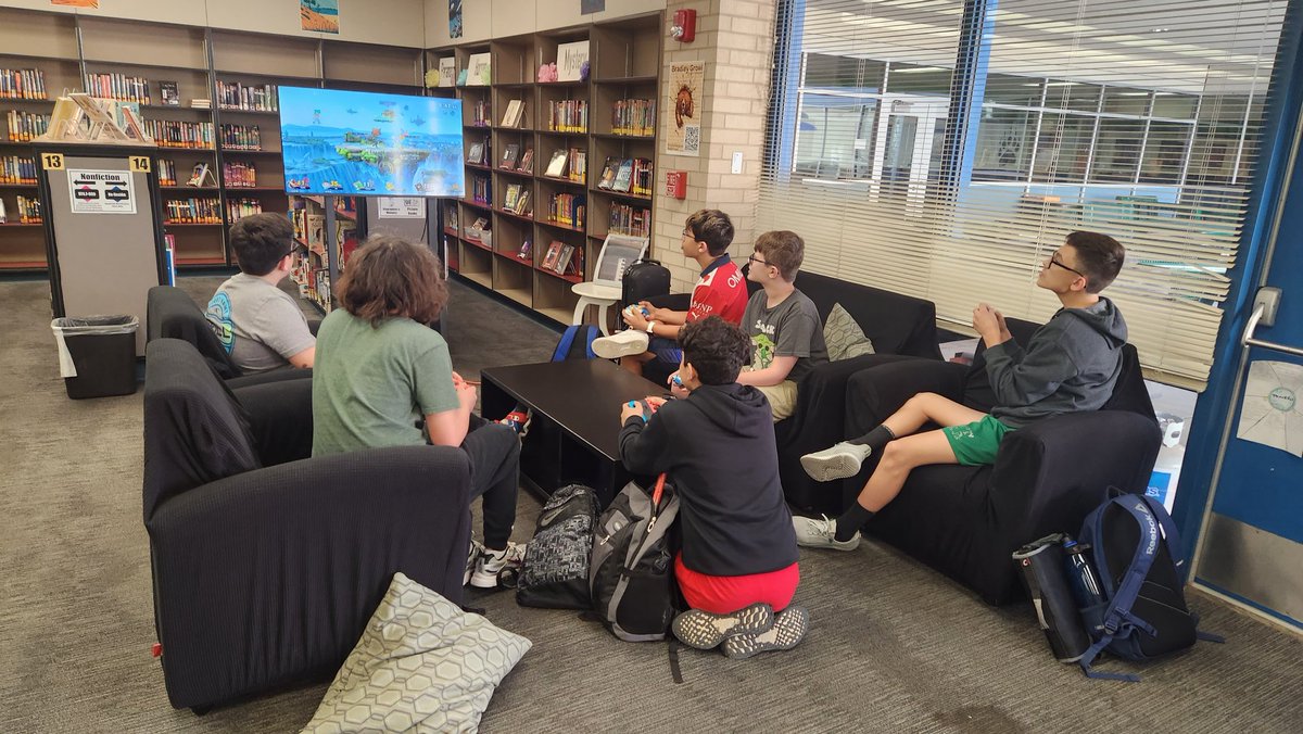 Chad Belford (@chadbelfordits) on Twitter photo eSports is in full effect at <a href="/bradleyNEISD/">Omar Bradley</a>! <a href="/NEISDLibrary/">NEISD Library Srvcs.</a> <a href="/NEISDiTech/">NEISD Instructional Technology</a> #neisditech eSports is in full effect at <a href="/bradleyNEISD/">Omar Bradley</a>! <a href="/NEISDLibrary/">NEISD Library Srvcs.</a> <a href="/NEISDiTech/">NEISD Instructional Technology</a> #neisditech