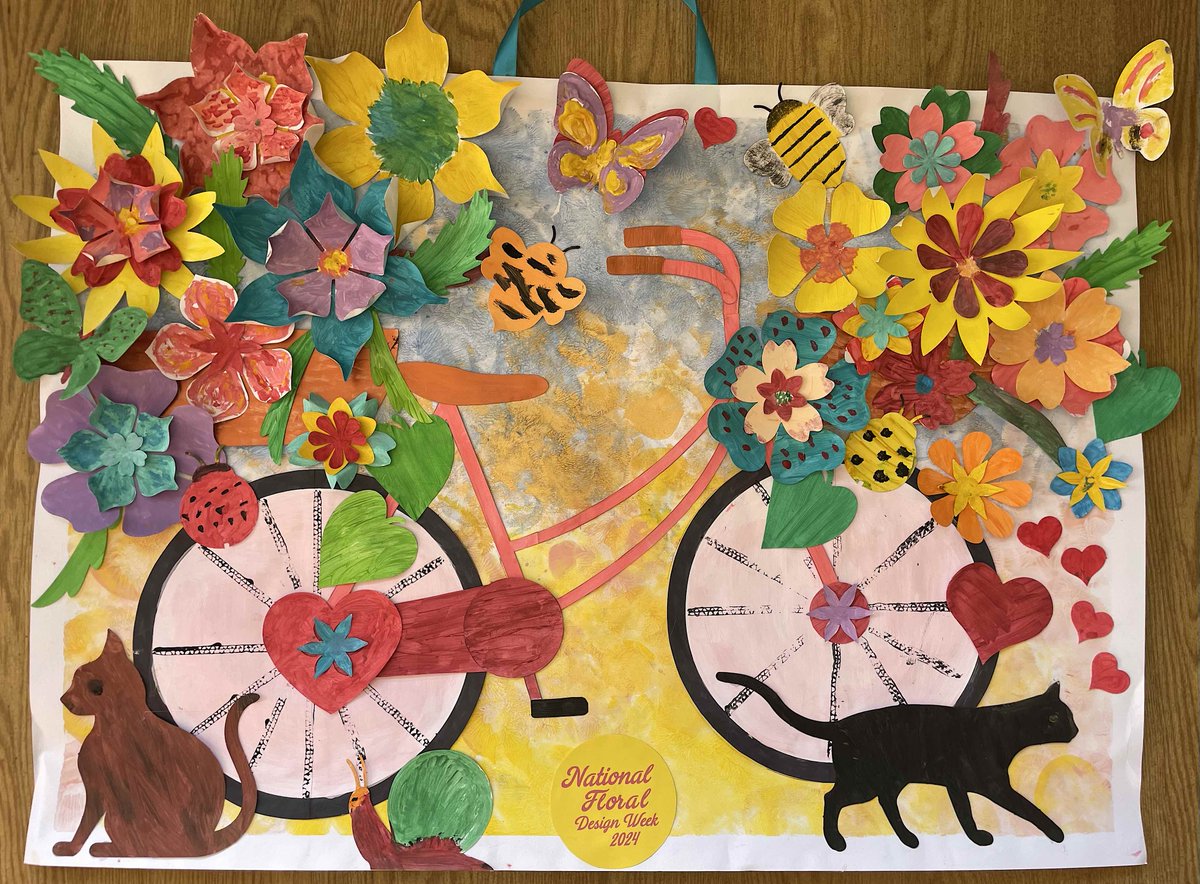 CoventryMojo's tweet photo. Lovely afternoon painting with the talented residents, staff &amp; family visitors at #LindenGrange #CareHome #Hartshill. Taking great care painting each element of this wonderful @creativemojo #nationalfloraldesignday Floral Bicycle🥰 @Artsincarehomes @DementiaFriends https://t.co/GZCIwYvXkD